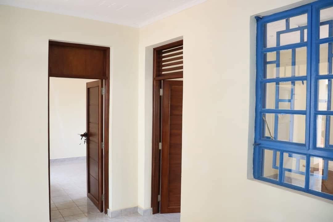 Construction of kaloleni assistants chiefs office gallery 1